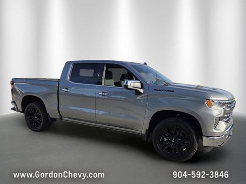 New 2026 Chevrolet Silverado 1500 LTZ w/ LTZ Premium Package AWD/4WD image 10