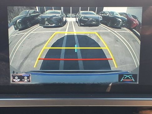 Used 2023 Lexus GX 460 Premium image 16