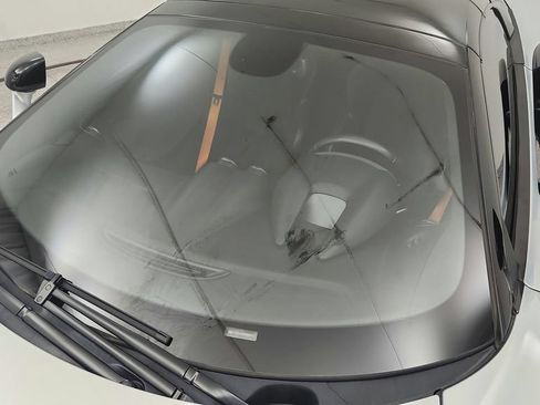 Used 2019 McLaren 570S Spider RWD image 15