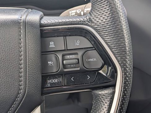 Used 2024 Toyota Sequoia Platinum AWD/4WD image 15