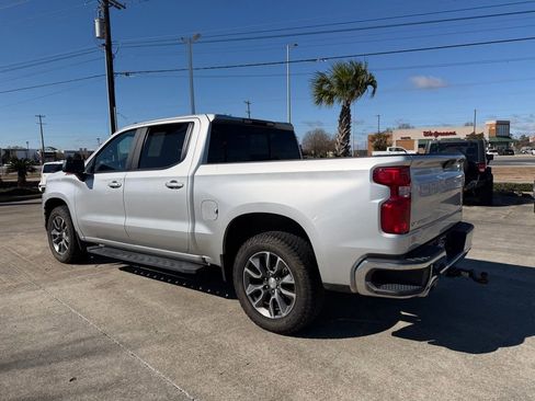 Used 2021 Chevrolet Silverado 1500 LT w/ Texas Edition Plus image 3