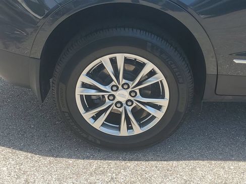 Used 2021 Cadillac XT5 Premium Luxury FWD image 8