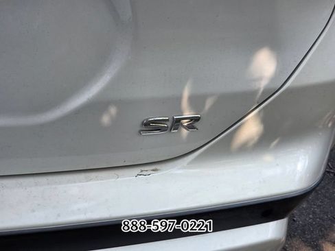 Used 2022 Nissan Kicks SR w/ Premium Package FWD image 10