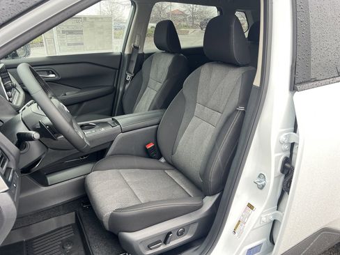 New 2026 Nissan Rogue SV image 15