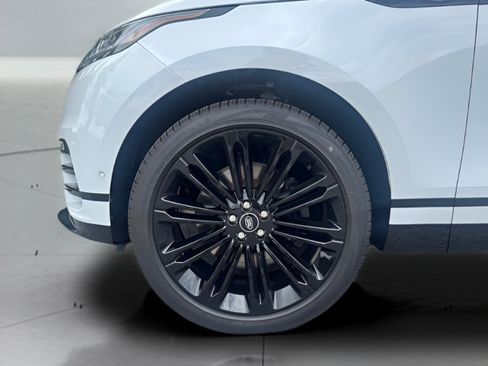 Certified 2026 Land Rover Range Rover Velar Dynamic SE AWD/4WD image 9