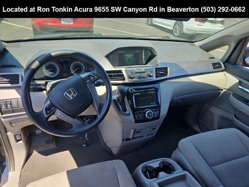 Used 2016 Honda Odyssey SE image 7