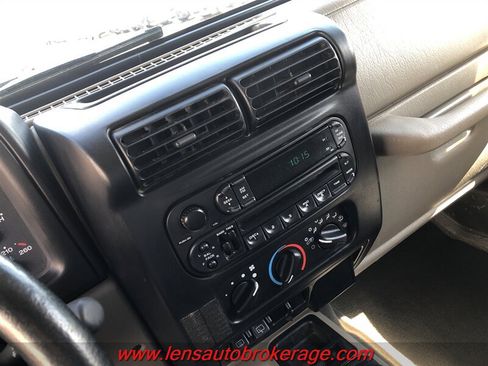Used 2003 Jeep Wrangler Sahara AWD/4WD image 14