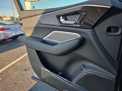 New 2026 Acura MDX SH-AWD w/ Advance Package image 15