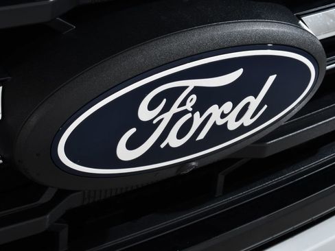 New 2026 Ford F150 XLT w/ Equipment Group 302A MID image 20