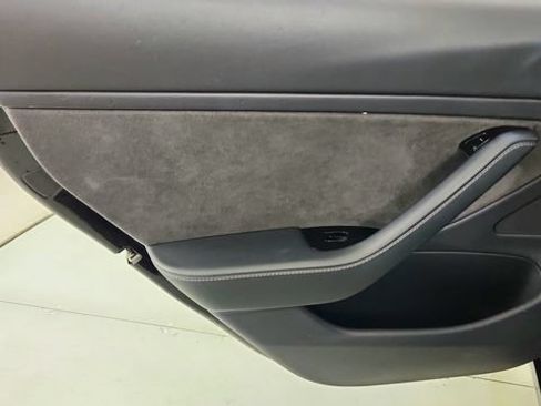 Used 2019 Tesla Model 3 RWD image 24