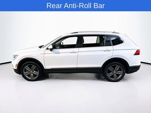 Used 2020 Volkswagen Tiguan SEL AWD/4WD image 4