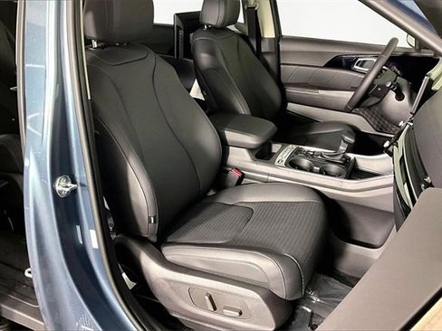 New 2026 Kia Carnival SX Prestige image 11