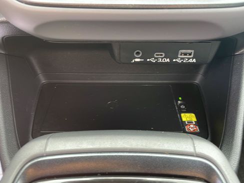 Used 2025 Subaru Crosstrek 2.5i Wilderness AWD/4WD image 21