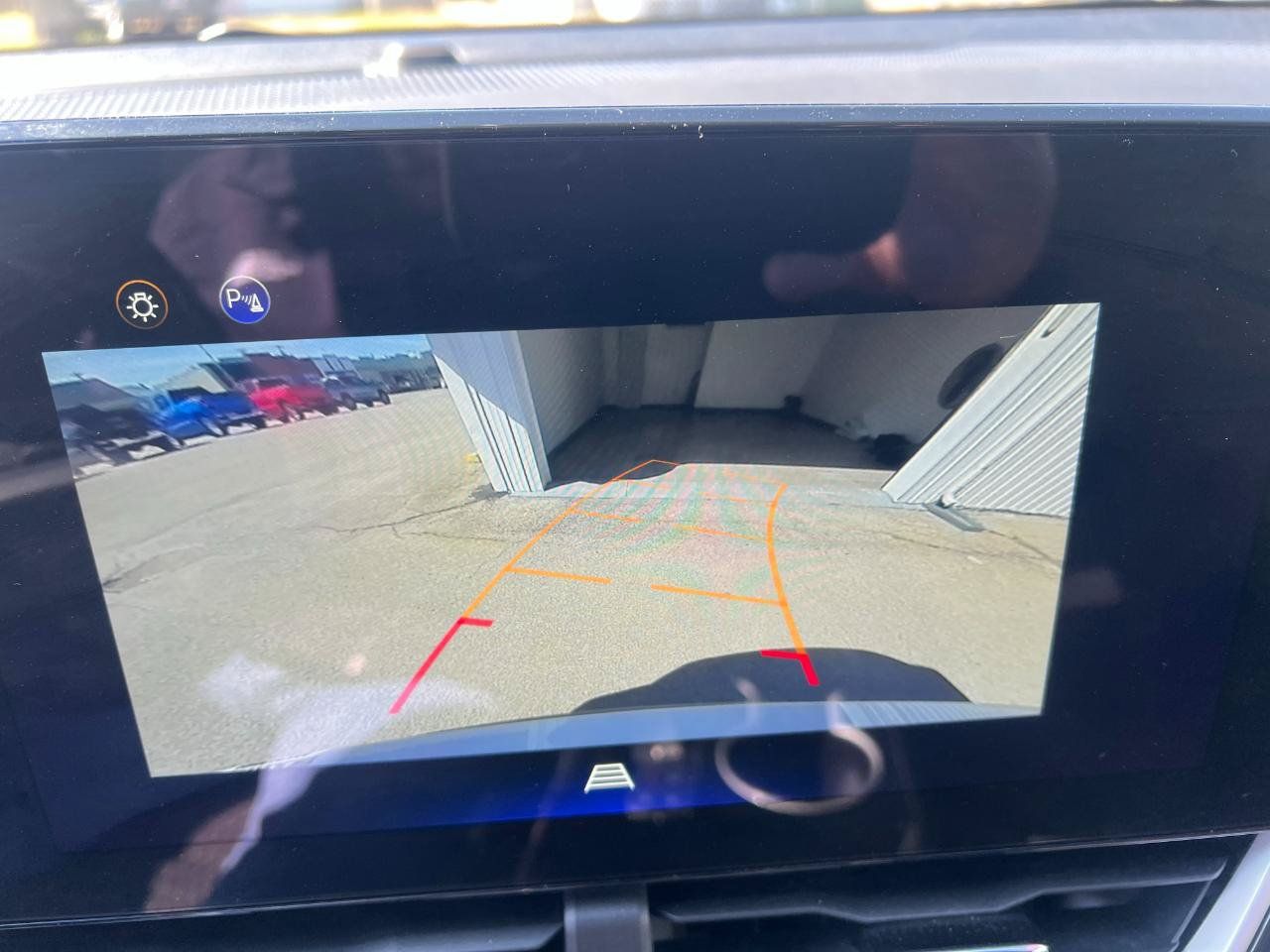 Used 2025 Chevrolet Equinox LT FWD image 71