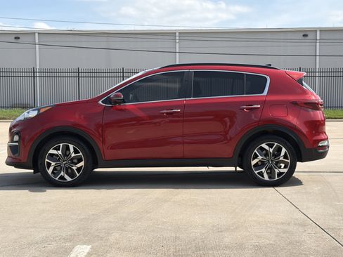 Used 2022 Kia Sportage EX w/ EX Technology Package FWD image 4