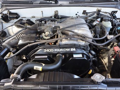 Used 2001 Toyota Tacoma 4x4 Xtracab V6 image 32