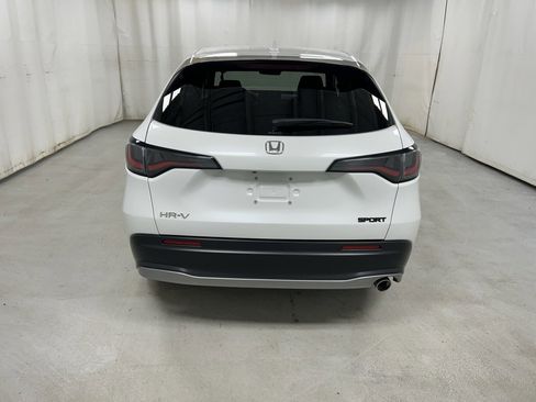 Certified 2024 Honda HR-V Sport image 6