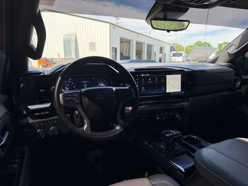 Used 2026 Chevrolet Silverado 1500 ZR2 AWD/4WD image 17