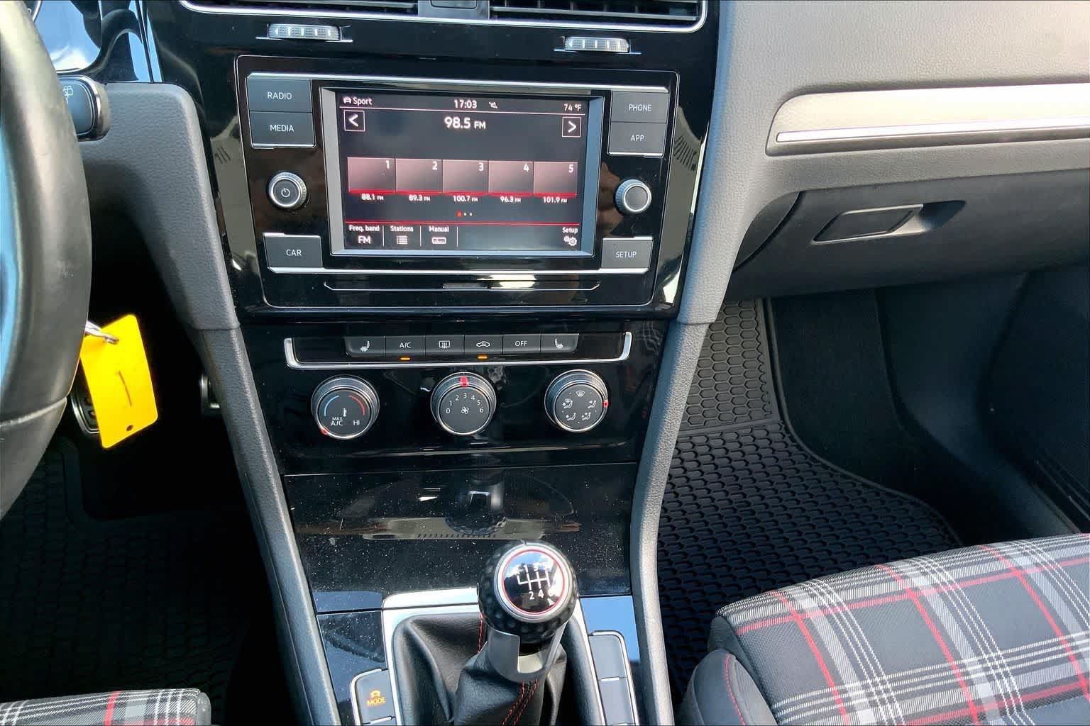 Used 2019 Volkswagen GTI S FWD image 34