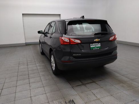 Used 2020 Chevrolet Equinox LS FWD image 6