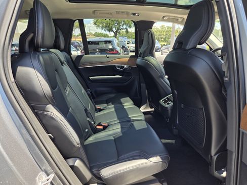 Used 2019 Volvo XC90 T6 Inscription w/ Protection Package Premier AWD/4WD image 17