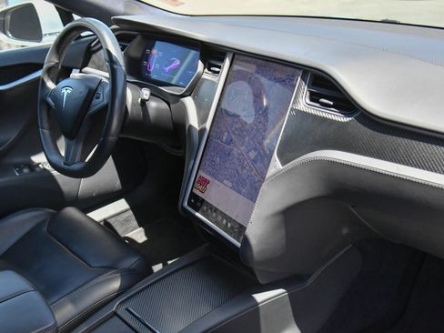 Used 2018 Tesla Model S 75D AWD/4WD image 43