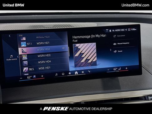 Used 2024 BMW iX xDrive50 w/ Sport Package AWD/4WD image 8