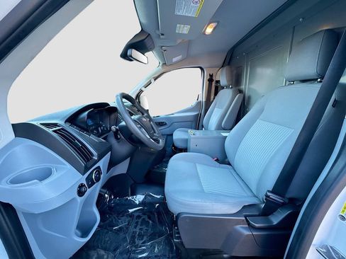 Used 2018 Ford Transit 250 148 Low Roof RWD image 20