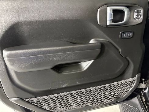 Used 2022 Jeep Gladiator Sport AWD/4WD image 14