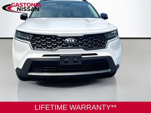 Used 2021 Kia Sorento S w/ Panoramic Sunroof Package AWD/4WD image 2