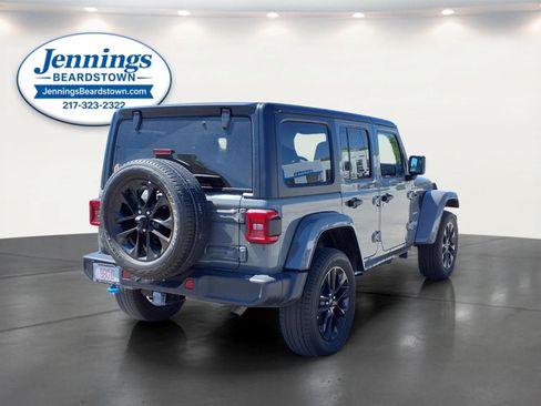 Used 2023 Jeep Wrangler Unlimited Sahara AWD/4WD image 2