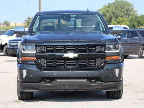 Used 2017 Chevrolet Silverado 1500 High Country AWD/4WD image 2