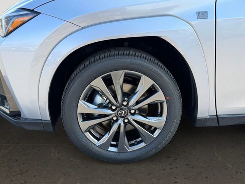 New 2026 Lexus UX 300h AWD image 23