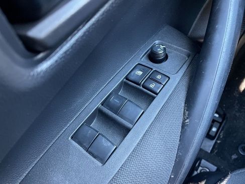 Used 2023 Toyota Corolla LE w/ Carpet Mat Package (TMS) image 21