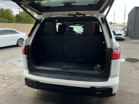 Used 2023 Toyota Sequoia Platinum image 27