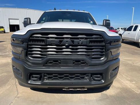Used 2025 RAM 2500 Tradesman image 17