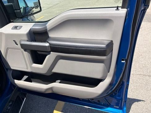 Used 2018 Ford F150 XLT w/ Equipment Group 302A Luxury AWD/4WD image 7