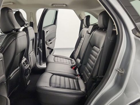 Used 2022 Ford Edge SEL AWD/4WD image 27