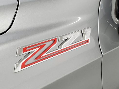 Used 2025 Chevrolet Tahoe Z71 w/ Comfort Package image 26