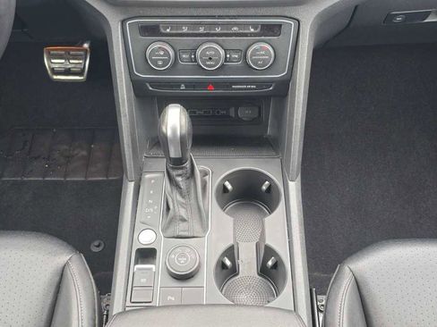 Used 2020 Volkswagen Atlas SE w/ Towing Package image 13