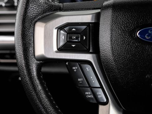 Used 2015 Ford F150 Platinum w/ Equipment Group 701A Luxury image 16