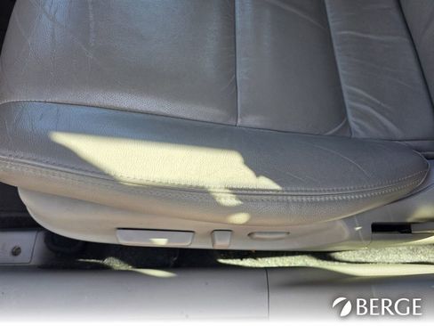 Used 2011 Honda Accord EX-L image 16