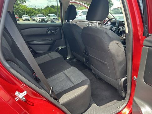 Certified 2025 Nissan Rogue SV AWD/4WD image 28