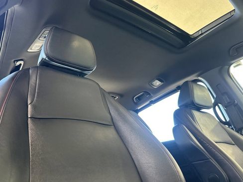 Used 2023 Honda Odyssey Sport image 17