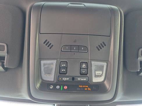 Used 2023 Cadillac XT4 Sport w/ Cold Weather Package AWD/4WD image 27