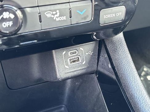Used 2023 Jeep Compass Limited AWD/4WD image 27