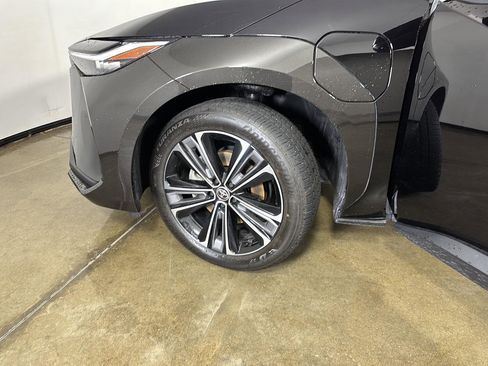 Used 2023 Toyota bZ4X Limited w/ Weather Package image 4