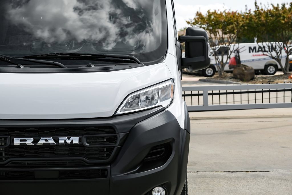 Used 2025 RAM ProMaster 2500 w/ Convenience Group FWD image 42