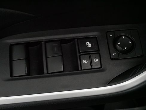 Certified 2024 Toyota RAV4 LE AWD/4WD image 19