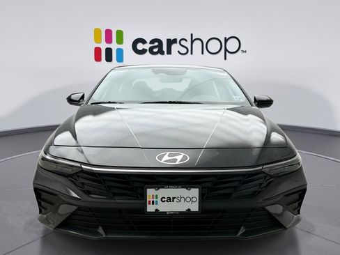 Used 2025 Hyundai Elantra Sport image 8